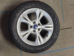 lot 377 image: Ford Wheel
