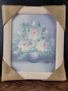 lot 4396 image: Signed Floral Oil Painting in Decorative Frame