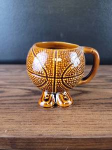 lot 4309 image: Basketball Shaped Ceramic Mug with Feet