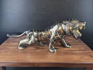 lot 4311 image: MCM Brass Tiger Figure with Gold Accents