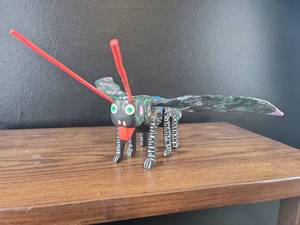 lot 4324 image: Hand-Painted Mexican Folk Art Dragon Figurine
