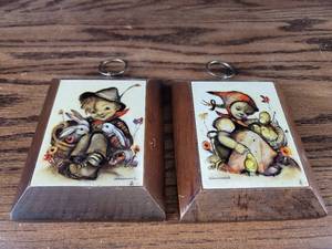lot 4328 image: Hummel Style Children Wall Plaques Set of 2