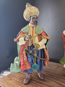 lot 3653 image: Duncan Royale Melchior Wise Man Figurine