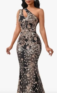 lot 3580 image: One Shoulder Sequined Evening Gown Size Medium  - Retail $76