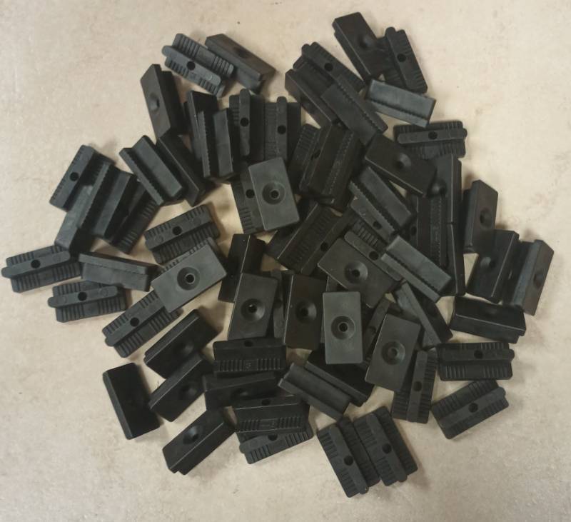 lot 615 image: Black Plastic Machine Jaw Inserts - Bulk Lot