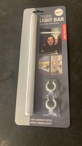 lot 126 image: Kikkerland Set of 3 LED Wireless Touch LightBars w Dimmer