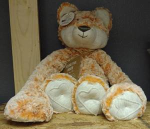 lot 253 image: Large Plush Teddy Bear with Heartful Hugs Tag