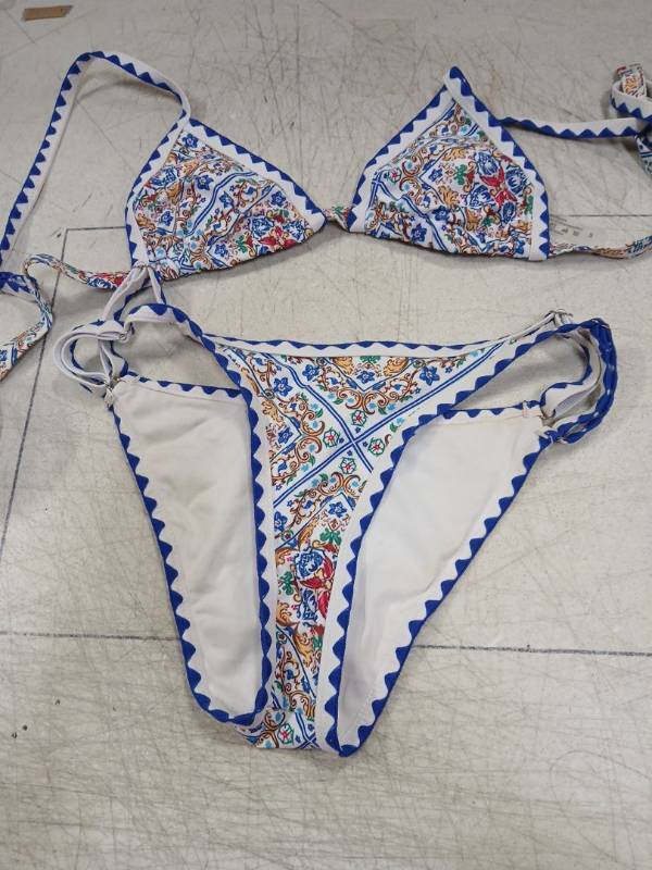 lot 45555 image: Moroccan Tile Print Triangle Bikini Set Small- Retail $25
