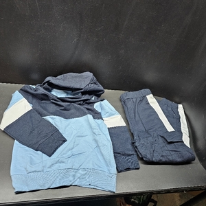 lot 3098 image: Boys Outfits Kids Sweat Suit Fall Winter Color Contrast Long Sleeve Hoodie Pants Set Toddler Boys Clothes Blue Size 6Y