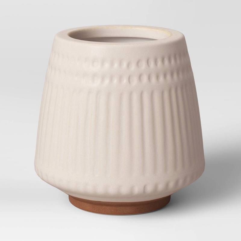 lot 1102 image: 2 Pack 6 Wide Textured Ceramic Planter Pots White - Opalhouse�� - Retail $36