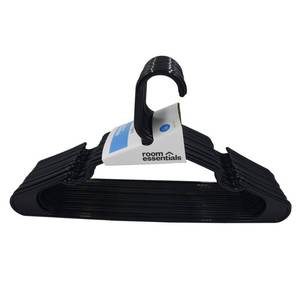 lot 1062 image: 18pk Plastic Hangers Black - Room Essentials�� - Retail $20