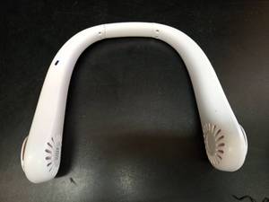lot 1153 image: Bladeless Neck Fan Personal Air Cooler - Retail $15