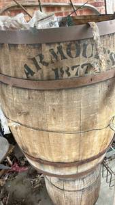 lot 2698 image: Wooden Whiskey Barrel with Metal Bands