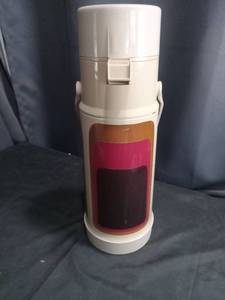 lot 4112 image: Retro Vacuum Flask Thermos with Straw