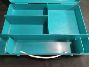 lot 4116 image: Turquoise Plastic Tackle Box with Multiple Compartments