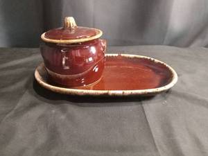 lot 4129 image: Hull Brown Drip Glaze Ceramic Bean Pot with Tray Set