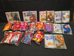 lot 3706 image: McDonalds TY Beanie Baby Collection with Dinosaur Trio Series
