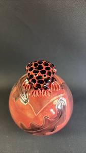lot 50 image: Hand Crafted Frog Pottery Jar - Approximately The Size of Sugar Bowl