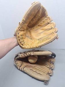 lot 111 image: Leather Baseball Gloves & Ball