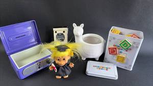 lot 137 image: Mixed Collectibles, Toys and Housewares