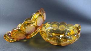 lot 162 image: Fostoria Amber Glass Centennial Coin Pattern Bowl Pair 5.5 Inch Diameter Mouth