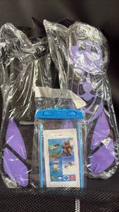 lot 228 image: Waterproof Phone Case with Neck Strap, SM Swim Fins NIP with Mesh Carry Bag