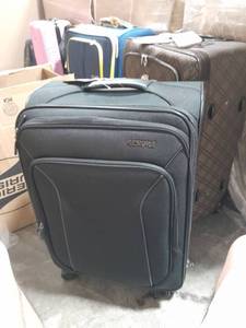 lot 11592 image: The Skyway Grey Patterned Carry On