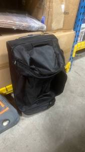 lot 11635 image: SAMSONITE Andante 2 Wheeled Duffel 22 All Black