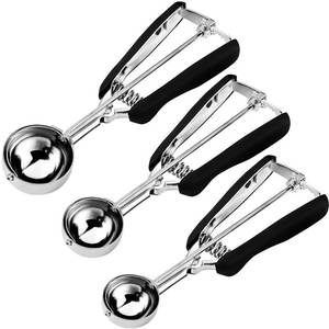 lot 56627 image: Cookie Scoop  (1pc only) 1table spoon - Retail $19