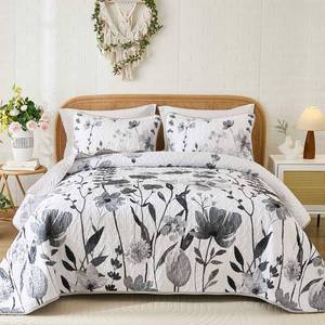 lot 46 image: Anibedding Grey Quilt Set Queen, Floral Bedspread Soft Microfiber Lightweight Queen Size Quilt Bedding Sets Flower Coverlet for All Season(Queen, 96x90) - Retail $21
