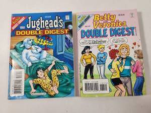 lot 290 image: Archie Comics Double Digest Collection