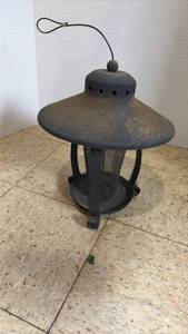lot 5015 image: Metal Hanging Bird Feeder with Wire Mesh
