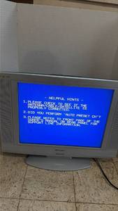 lot 5020 image: Emerson CRT Television. (Turns on)