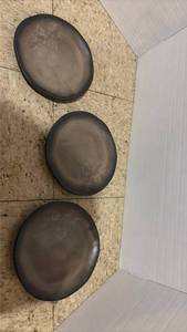 lot 5057 image: Linden Street Stoneware Dinner Plates Set of 3