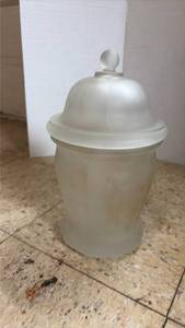 lot 5065 image: Frosted Glass Apothecary Jar with Lid