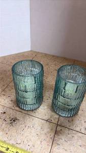 lot 5073 image: Green Glass Textured candle holder Set