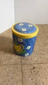 lot 5100 image: Handmade Blue and Yellow Ceramic Tea Storage Jar with Lid