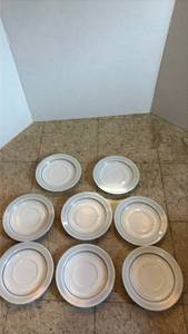 lot 5103 image: Set of 8 White Ceramic Dinner Plates with Double Ring Design