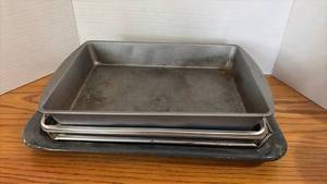 lot 5127 image: Commercial Kitchen Baking Pan Set