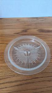 lot 5148 image: Clear Glass Three Section Divided Serving Plate with Starburst Pattern