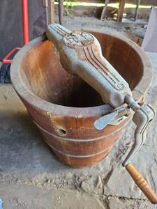 lot 7026 image: Vintage Hand-Crank Ice Cream FreezerMaker - Wood Barrel Bucket and a cast iron mechanism - Complete