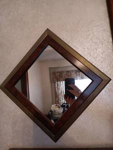 lot 29 image: Diamond Shaped Wood Mirror with Gold Trim