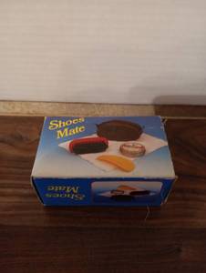 lot 34 image: Shoes Mate Shoe Care Kit