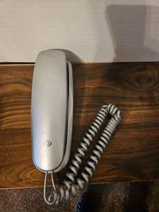 lot 48 image: ITT Corded Trimline Telephone with Touch Tone Keypad