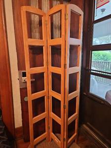 lot 54 image: 3-Panel Wood Folding Room Divider Screen that holds 15 photos of 8 x 10 inch. Comes with plastic screens for photos.