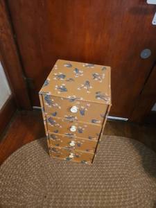 lot 74 image: Hand-Painted Floral Pattern Storage Chest with Drawers