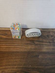 lot 83 image: Office Supplies Bundle - Plastic Picks and Power Adapter