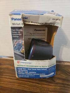 lot 92 image: Panasonic EW3003W Wrist Blood Pressure Monitor with Digital Technology, Untested needs batteries