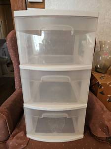 lot 104 image: Sterilite 3-Drawer Storage Tower