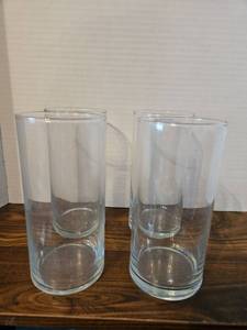 lot 108 image: Clear Glass vase Glasses Set of 4